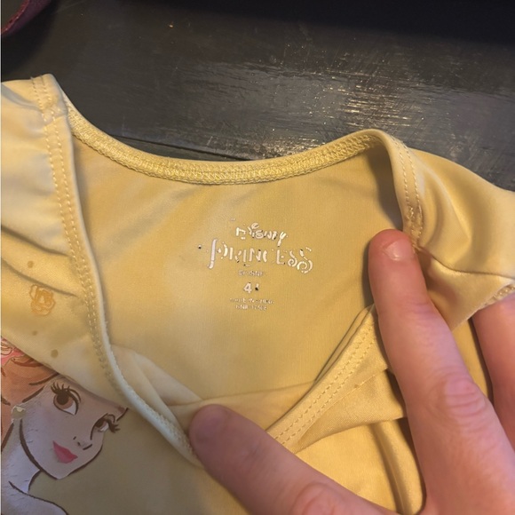 Disney Princess Costume Set - Belle and Rapunzel size 4T - Picture 3 of 3